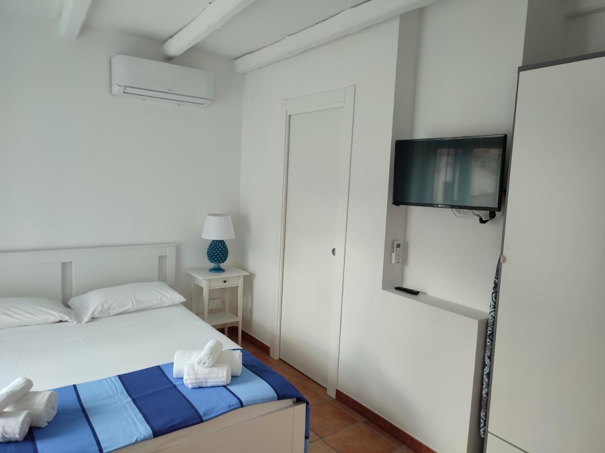 Molo 78 Case Vacanze 切法卢 外观 照片